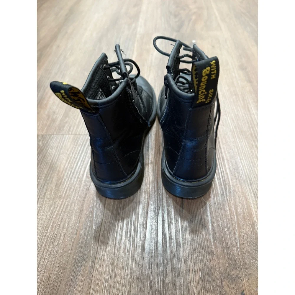 Dr. Martens classic cool